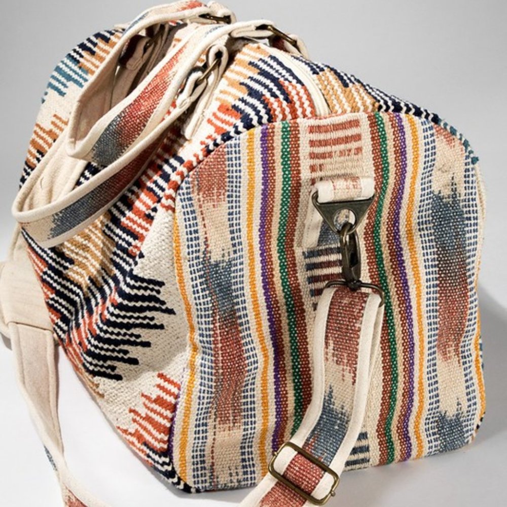 🔥SALE Terracotta Duffel Bag - Picture 3 of 5